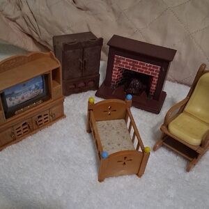 Calico And Sylvanian Wooden Dollhouse Furniture Set